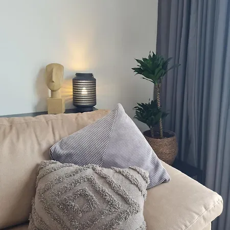 New Modern Penthouse With Sunny Terrace Διαμέρισμα
