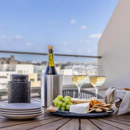 New Modern Penthouse With Sunny Terrace Gzira