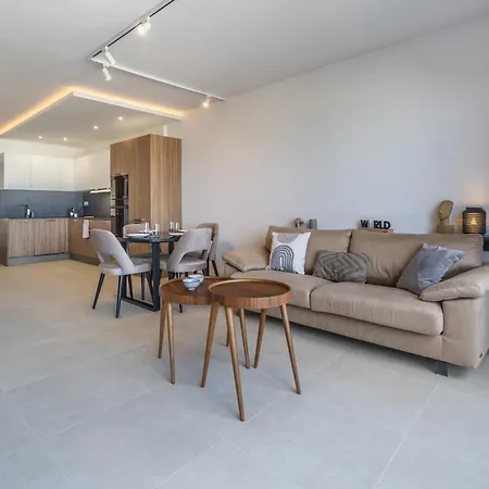New Modern Penthouse With Sunny Terrace Gzira