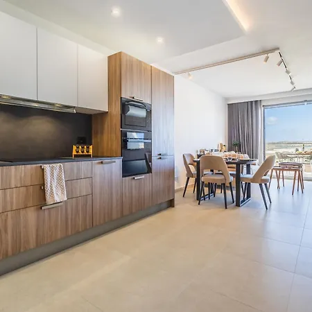 New Modern Penthouse With Sunny Terrace * Gzira